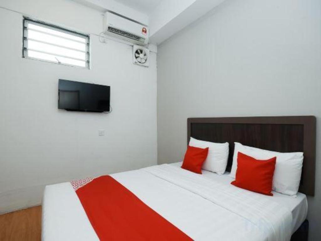 Oyo 1111 Harmony Stay Miri Exterior photo